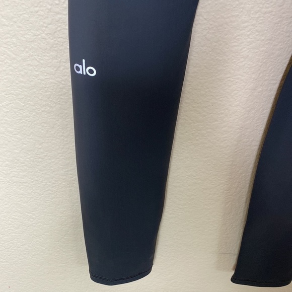 Alo ripped warrior leggings women’s small high waisted grey EUC - Picture 5 of 8